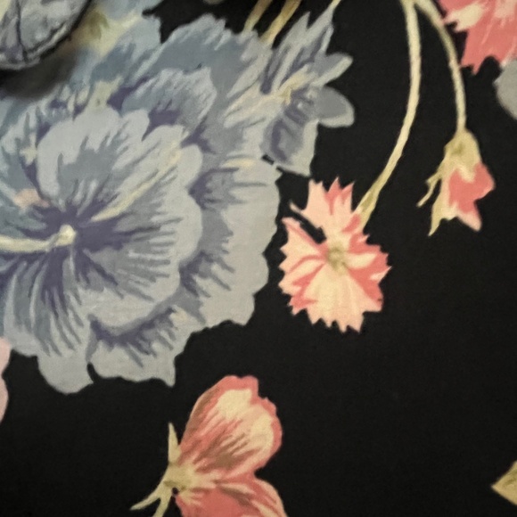 Krazy Kat Vintage Navy Blue with Shades of Pink Flowers Blouse - Picture 8 of 13